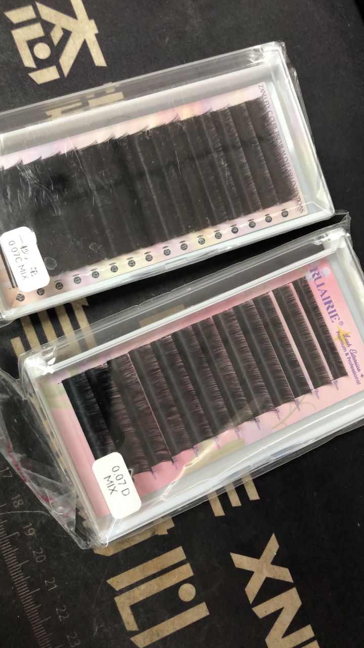 10 packs of lashes
