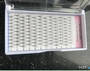 $8 for two trays lashes